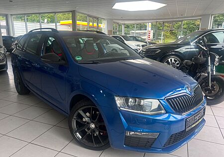 Skoda Octavia Combi RS *RECARO*NAVI*LED*RACE-BLAU*