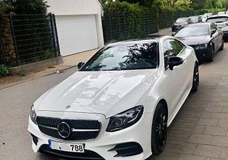 Mercedes-Benz E 400 4MATIC Autom. AMG line