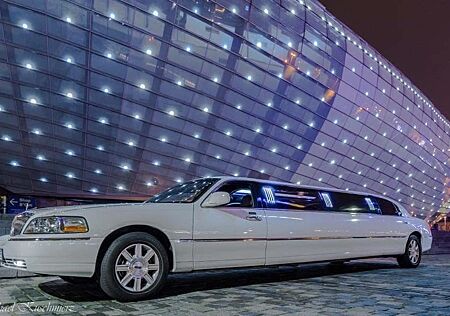 Lincoln Town Car Stretchlimousine Stretch