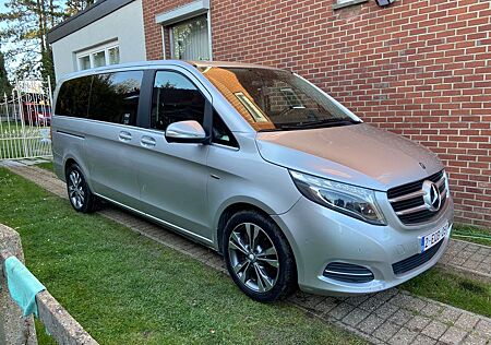 Mercedes-Benz V 220 CDI AVANTGARDE lang AVANTGARDE
