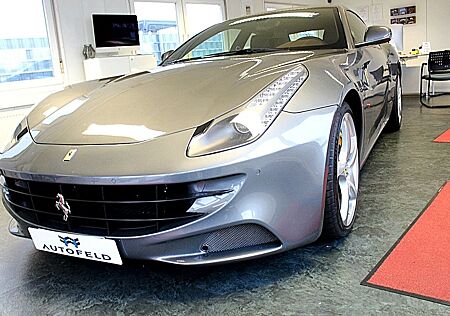 Ferrari FF 6,3 V12 4x4/VOLL SH/LEDER/