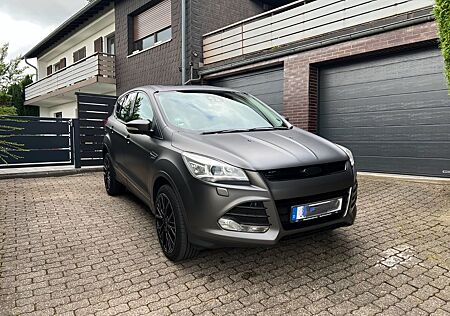 Ford Kuga 2,0 TDCi 4x4 120kW Individual PowerShif...