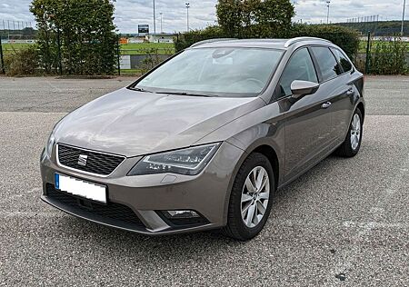 Seat Leon ST 1.4 TGI 103KW, PANO, NAVI, LEDER