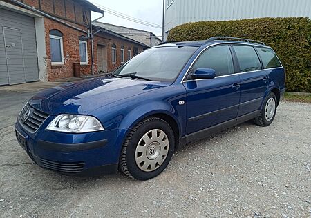 VW Passat Variant Volkswagen 2.0 Basis Variant TÜV 2027 Top