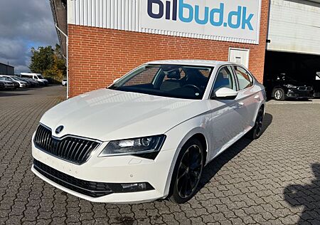 Skoda Superb gebraucht kaufen Skoda Superb Lim. Style DSG KEYLESS-MEMORY