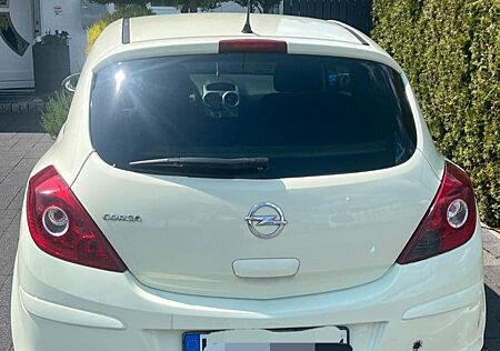 Opel Corsa 1.4 Color Edition Color Edition