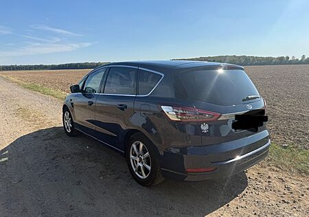 Ford S-Max 2,0 EcoBlue 110kW Titanium Titanium