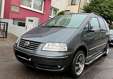 VW Sharan Volkswagen 2.0TDI 140 PS (DPF) 7-Sitzer