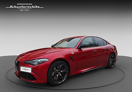 Alfa Romeo Giulia 2.9 V6 QUADRIFOGLIO ROSSO ETNA ASSISTENZ