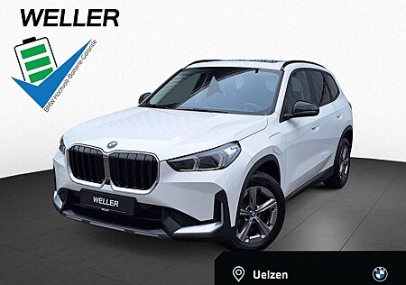 BMW X1 xDr30e AdaLED,PANO,AHK.LivPro,HUD,360,Da+,SHZ