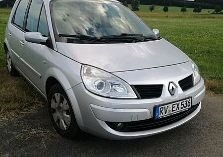 Renault Megane Scenic 1. Hand 120.000 km Zahnriemen neu
