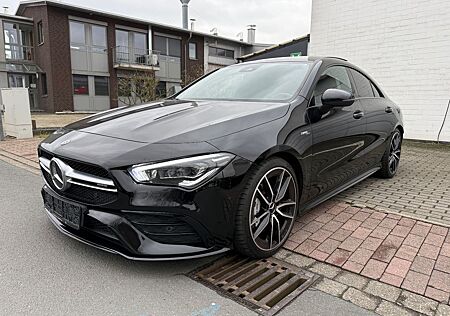 Mercedes-Benz CLA 35 AMG 4M Panora Night Sportabgasa Peformanc