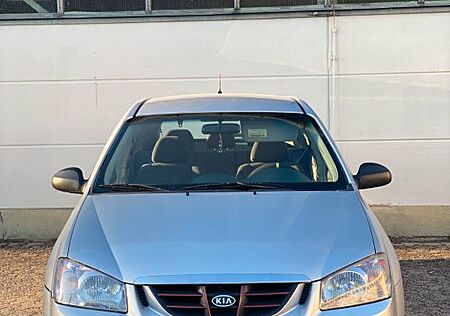 Kia Cerato 1.5 CRDi EX Steilheck EX