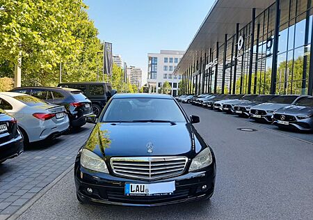 Mercedes-Benz C 180 CGI BlueEFFICIENCY ELEGANCE Autom. ELE...
