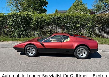 Ferrari 512 BBi Sammlerstück in Rosso Rubino