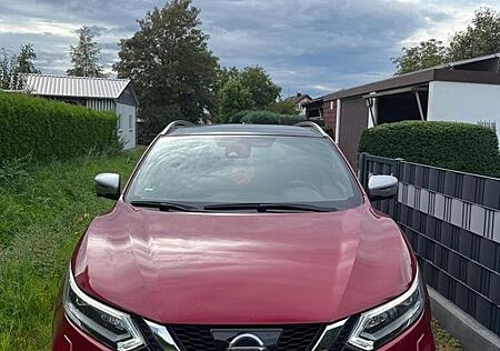 Nissan Qashqai 1.6 DIG-T Tekna+ Panorama, Anhängerkuppl