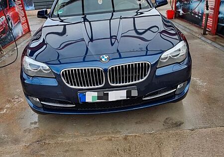 BMW 528