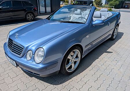 Mercedes-Benz CLK 320 ELEGANCE Elegance CABRIO Service NEU