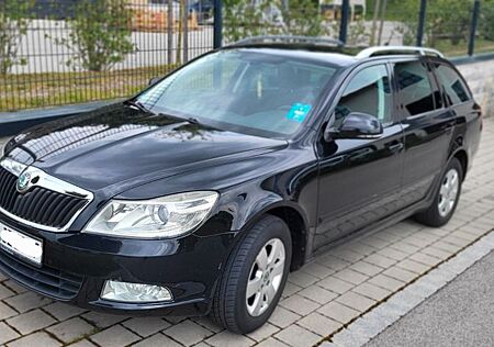 Skoda Octavia 1.6 TDI DSG Elegance Combi Elegance