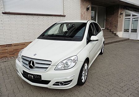 Mercedes-Benz B 180 BlueEFFICIENCY