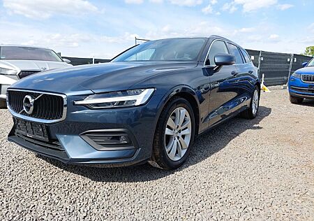 Volvo V60 Kombi Momentum Pro B4 MHEV 197 PS Automatik