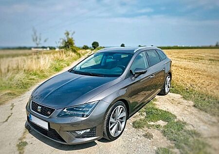 Seat Leon ST 2.0 TDI FR DSG * 2.Hand * LED *