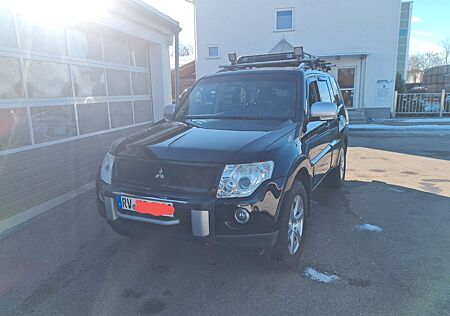 Mitsubishi Pajero /Montero 3,8 V6 250 PS Benzin/LPG Gas