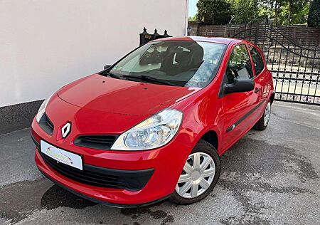 Renault Clio Authentique 1.Hand
