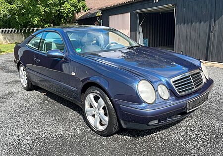 Mercedes-Benz CLK 230 KOMPR Aufbauen oder Motor Swap/Rostfrei