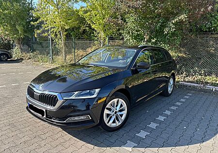 Skoda Octavia Combi First Edition