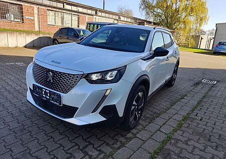 Peugeot 2008 e- Allure Pack NAVI*KAMERA*GJR*1.HAND