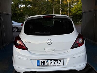 Opel Corsa 1.4 Twinport Limited Edition OPC