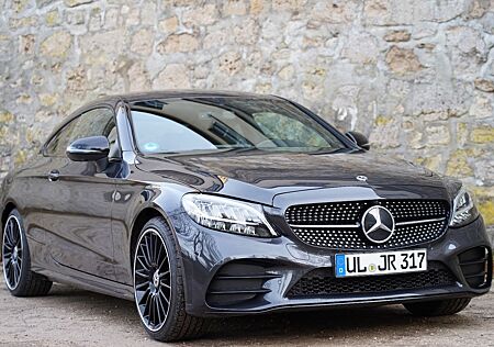 Mercedes-Benz C 200 Coupé Burmester/AMG Line/Night-Pa