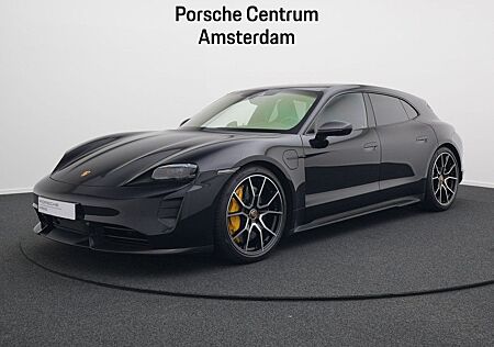 Porsche Taycan Turbo S Sport Turismo