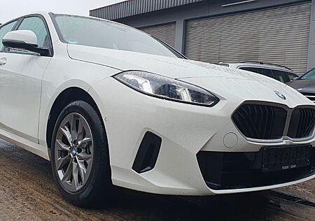 BMW 120i MATRIX-LED*KEYLESS*CAM*Ambi-Light*GARANTIE*