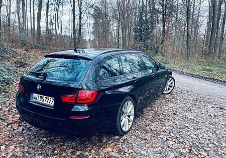 BMW 528i xDrive Touring -