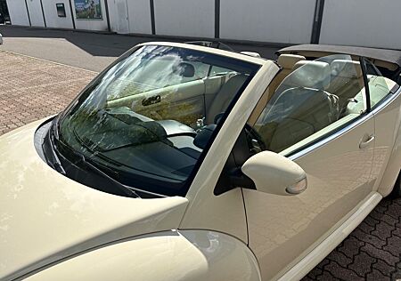 VW New Beetle Volkswagen 2.0 Cabriolet Standard