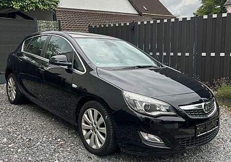 Opel Astra J 1.6 Automatik Xenon