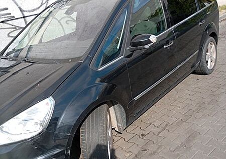 Ford Galaxy gebraucht kaufen Ford Galaxy 2,0 TDCi 120kW DPF Titanium PowerShif...