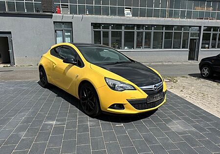 Opel Astra GTC 1.6 Turbo Edition