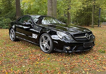 Mercedes-Benz SL 63 AMG AMG erst 20.000 km