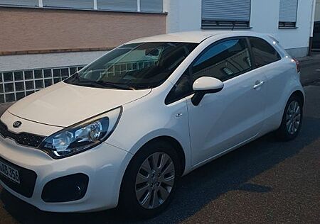 Kia Rio 1.2 FIFA World Cup Edition FIFA World Cu...