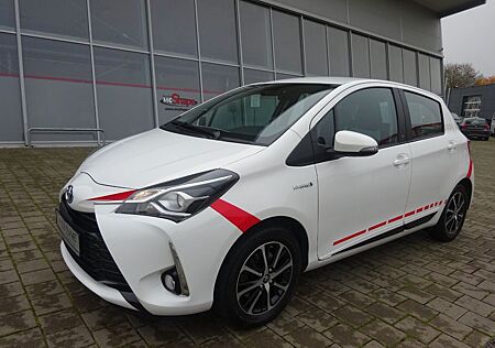 Toyota Yaris Hybrid Team D