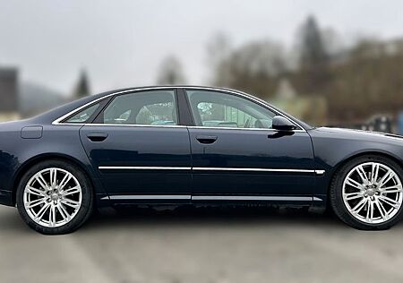 Audi A8 4.2 tiptronic quattro 20 Zoll
