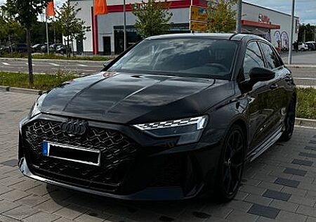 Audi RS3 PA SB Schale, 280, Pano, Matrix, Sonos