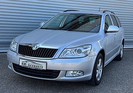 Skoda Octavia Combi Elegance 4X4 AHK**
