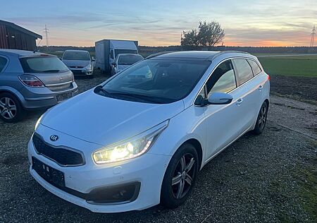 Kia Cee'd Sportswagon Spirit *Automatik*Panorama*Kam