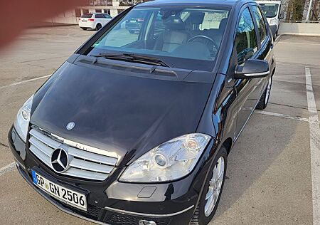 Mercedes-Benz A 160 AVANTGARDE Autotronic AVANTGARDE