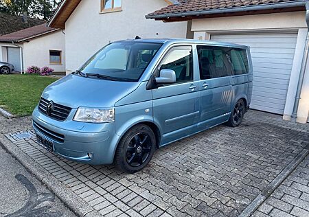 VW T5 Multivan Volkswagen Atlantis