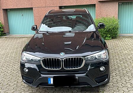 BMW X3 xDrive20i AT -